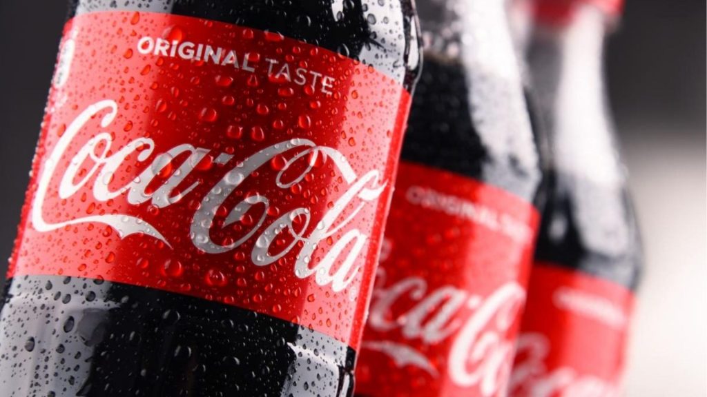 Упаковщик напитков Coca-Cola
